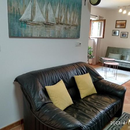 Studio Apartman Marti Apartment Кострена Екстериор снимка
