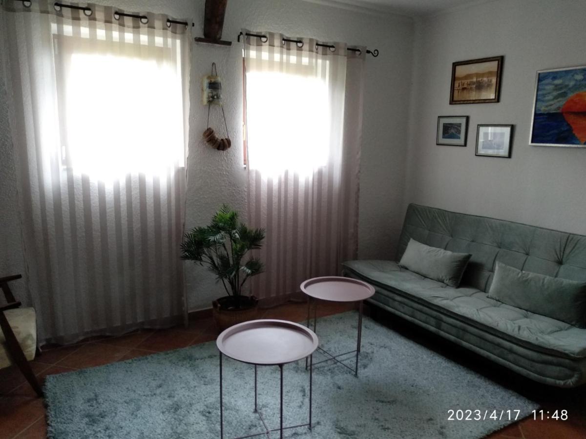 Studio Apartman Marti Apartment Кострена Екстериор снимка